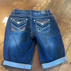 Size 4 Love Indigo denim shorts